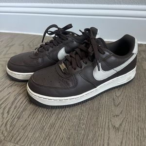 NIKE Air Force 1 ‘07 low “dark cider”